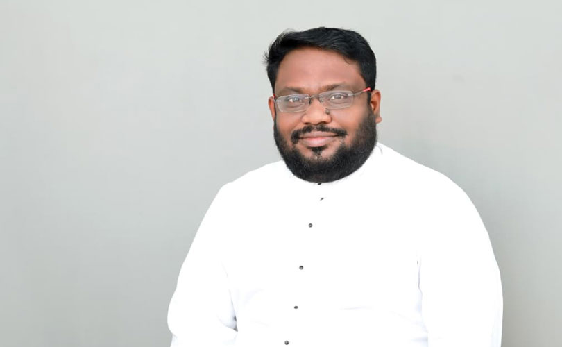 ഫാ. മിഥുൻ മെന്റെസ് കോട്ടപ്പുറം രൂപത മാധ്യമ  ഡയറക്ടറും പിആർഒ യും